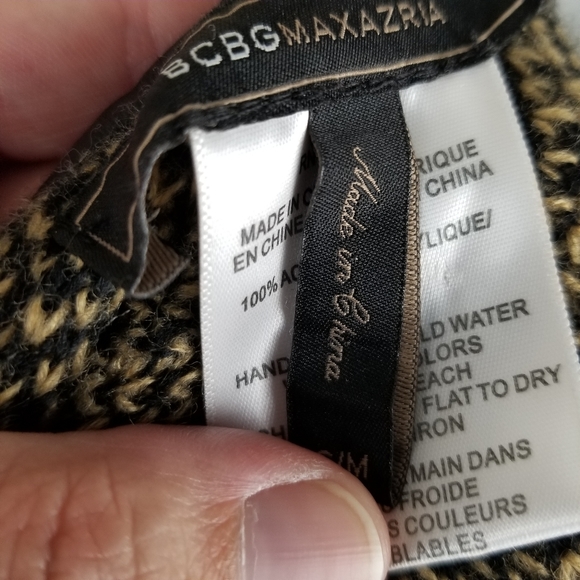 BCBGMAXAZRIA leopard print shawl wrap Sz S/M EUC - Picture 12 of 15